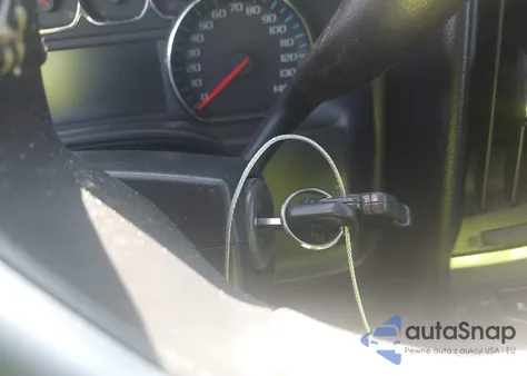 2015 Chevrolet Silverado 1500 1Lt from USA, damaged, VIN 3GCUKREC7FG343346